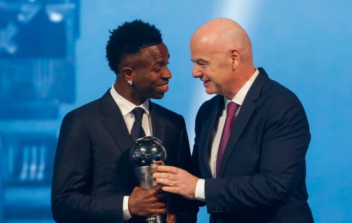 FIFA emme molhu kulhuntheriyaage magaamu Vinicius ah