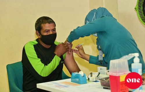 70 aharun matheege meehunnah vaccine dheyn fashanee