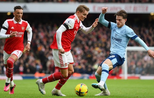 Brentford in Arsenal hifahattaifi, Tottenham ah ladhuvethi bayyeh