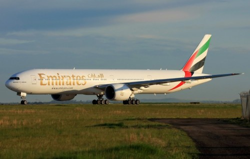 Emirates to hold daily flights to Maldives