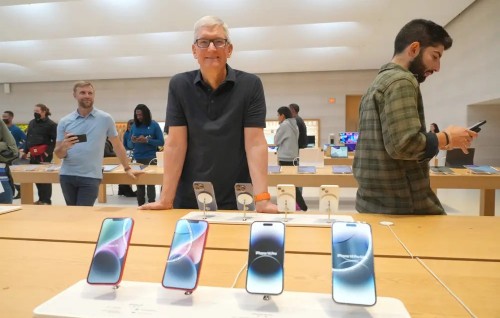 Steve jobs ge anhen dharifulhu bunigoiy nuhadhai iphone 14 ganevuneethee hithaamakuranee