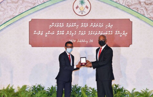 1 vana dharajaigai faasvi hatharu haafizunnah medal, haassa inaamu 20 beyfulhakah