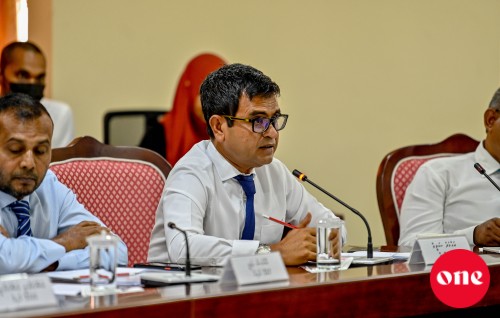 MDP ge inzaaru: Roadhaigai inthihaabu baavvanyaa, EC ge member inn vakikuran hushahalhaanan!