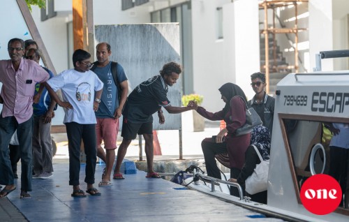 Henveyru ferry terminal atoll ferry thakah beynun kurevey goiy hadhaifi