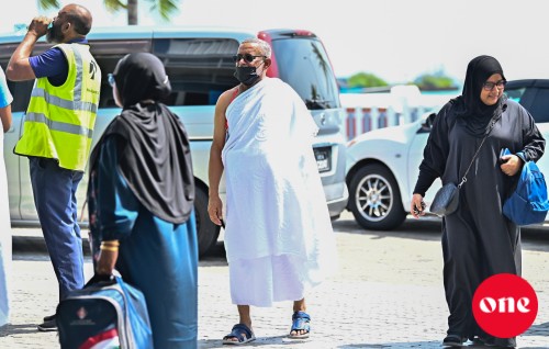 Raajje in Umrah ah meehun gendhiumuge hudha ah edhen hulhuvaalaifi