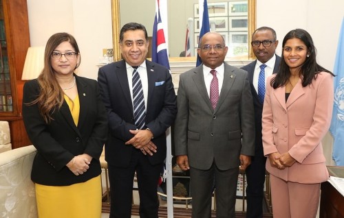 Minister Shahid meets senior officials of the Commonwealth and UK