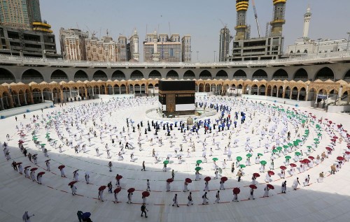 Saudi Arabia bars foreign travellers from Haj over COVID-19