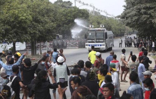 Myanmar gai kuramundhaa muzaahara thereah badi jahai dhemeehaku maraalaifi
