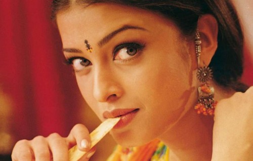 Aishwarya Rai ge loluge Sanjay Leela Bhansali rangalhah ves jehunu!