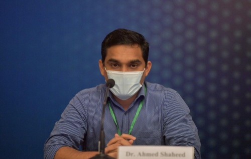 Raajjeygai maaban'du meehunnah Pfizer vaccine dheyn fashanee
