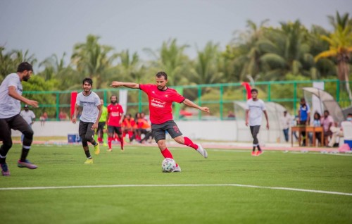 Gamu football mubaaraaiy: Faseyha kamaa eku Fonadhoo balikoh, Island Youth United ah rangalhu feshumeh