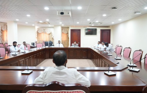 Faathumath Habeebaa CSC ah ayyankuran majilis in faaskoffi