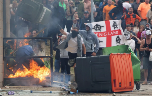UK to hold top emergency meeting after widespread violence