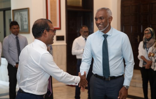 India aa gulhun rangalhu kuran kuraa massaikathah maruhabaa nukiyai malaamaaiy kuraathee Nasheed rahdhu dhehvaifi