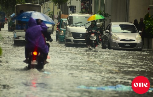 Moosun varah goasve, 12 atholhakah white alert adhi 6 atholhakah yellow alert nerefi