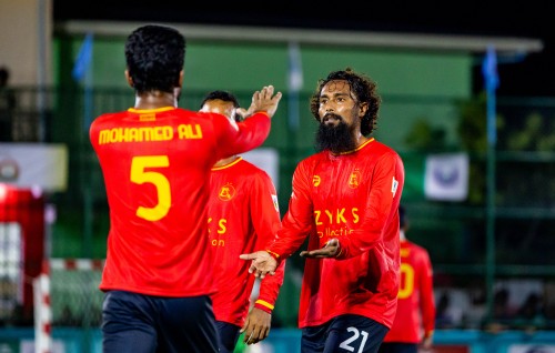 Dee Cee Jay, Kovigoani ge ithurun Much Black aai Dee Ess Kay feshun rangalhu koffi