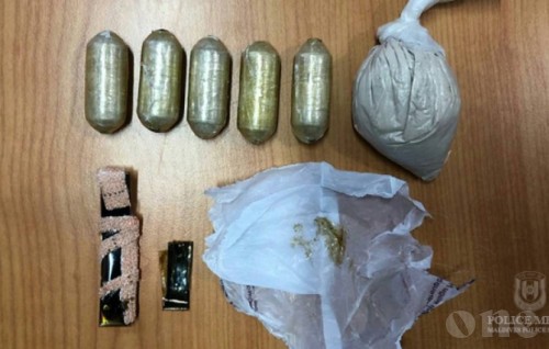 Man arrested for smuggling drugs to Kaadehdhoo via airplane