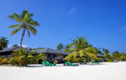 Tourism Minister: There are still tourists in ten resorts