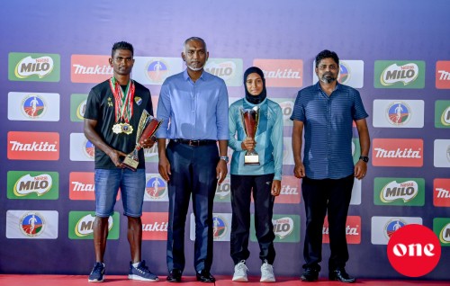 Enme molhu anhen athlete akah anekkaaves Himna, Saaid ves magaamu dhifaau kuri