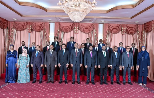 Vazeerunge sharuthu hamavaa kamah kanda alhai, vakivakin vote ah ahai ruhundheyn committee in faaskoffi