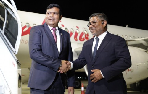 Maldivian in Lanka ah dhathuru thah fashaifi