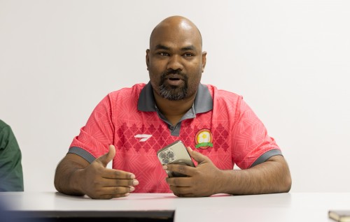 Golden Futsal Association in futsal referee innah haassa academy ah: Ingilaabee feshumeh!