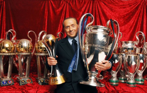 Italy ge boduvazeerukan kuri, AC Milan ge kureege veriyaa Berlusconi avahaaravejje