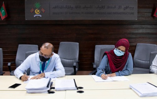 Naifaru ge fenaai narudhamaa adhi Veymandoo ge narudhamaaa ge masahkaiy MWSC ah