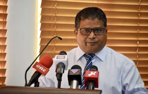 Feydhoo, Bilehfahi, Goidhoo, adhi Noomaraa ge fenaai narudhamaage masakkaiy lasvaathee Minister aa maadhamaa suvaalu kuranee