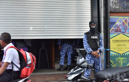 Bidheyseeaku raheenu kuri massala aa gulhigen ithuru meehaku hayyaru kohfi