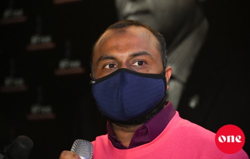 Namaadhuge hukumthah dhanna kudhin imaamve namaadhu kurumakee dheeneegothun massalaennoon: Shaheem