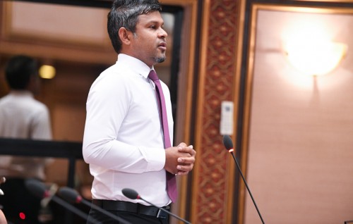 Sarukaarun faisaa chaapu koh gulhunhuri faraaithakah bahaa kamah bune hushahelhi kulli massala beyrukollaifi