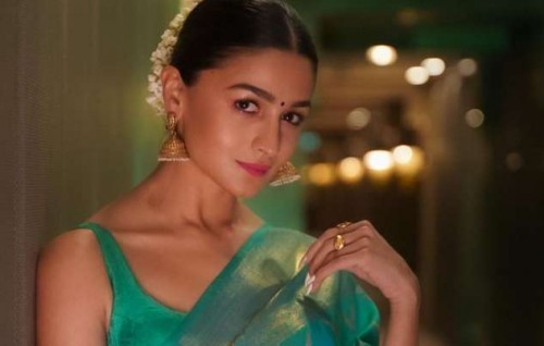 Covid ge minganduthakaa Alia Bhatt hilaafu vefaeh nuvey: BMC