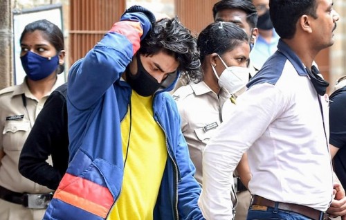 Aryan Khan dhookohllumaa medhu gotheh nimmun mi mahu 20 ah faskohffi
