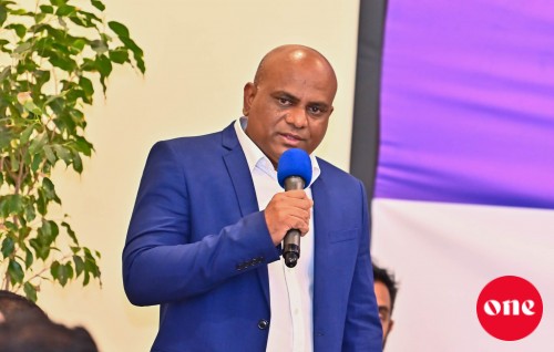 Kuriyah oiyy dhaurahves Volley ge raees kamah Latheef