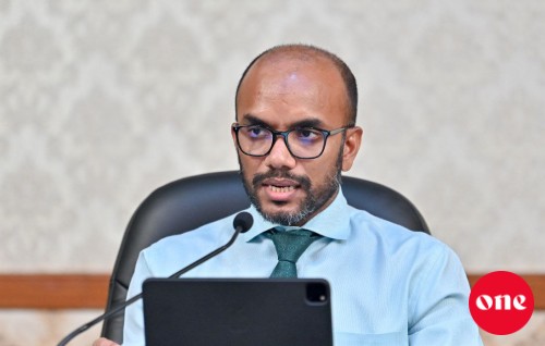 Dhaulathuge dharani anna aharu 129 billion ah araane: Finance ministry