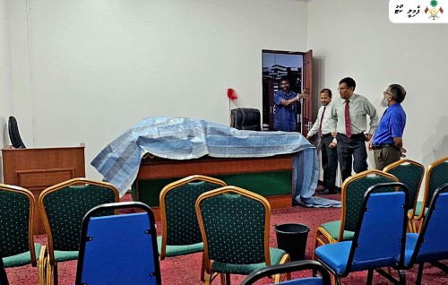 Vihsaaraigai Family Court ah fen vadhe massakaiy huhtumakah