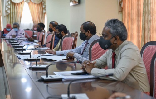 Theluge vagu viyafaareege thahugeegu hingan havaalu kuri kunfunyaa ekuvi ehbbasvun hoadhan Committeen faaskoffi