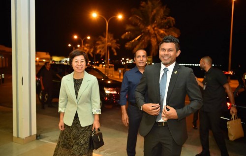 Rasmee dhathurufulheh gai Naib Raees China ah