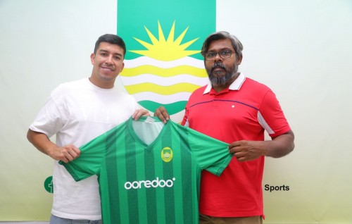 Maziya in Palestine gaumee team ge midfielder Jonathan ge soe hoadhaifi