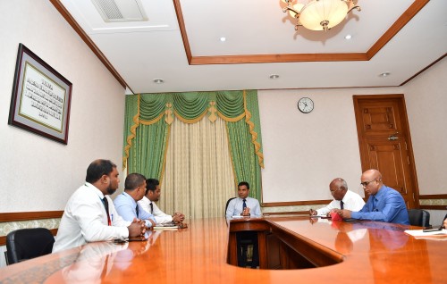Vice President meets stakeholders in fuel supplying operations