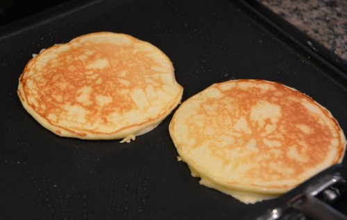 8 gadi irutherey 17,000 pancake fihe, dhuniyeyge record fothah