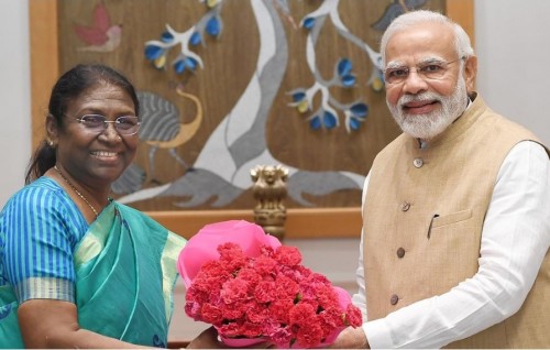 Adhuge dhuniye: India ge nan Bharat ah badhalukurumuge vaahaka, keehvve?