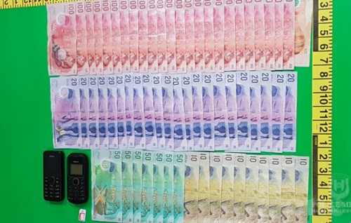 Police requests owner to collect money found on the street