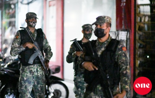 Terrorist hamalaa eh dheyn raavaa kamuge thuhumathugai hayyaru kuri 3 meehehge bandhah 15 dhuvas