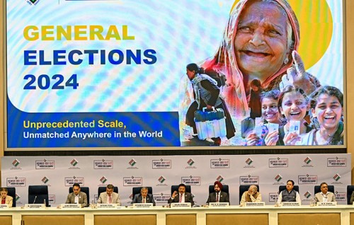 India ge aammu inthihaabu anna mahu 19 gai , 960 million meehun ah vote leveyne