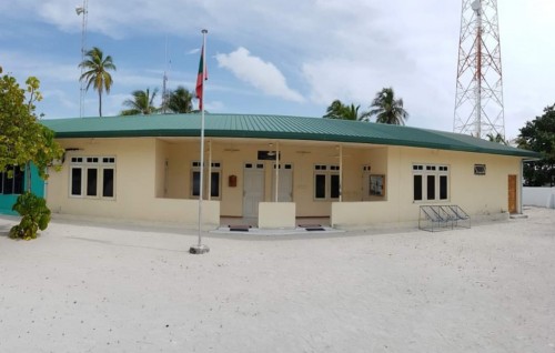 Man in home quarantine tests positive in Hithaadhoo