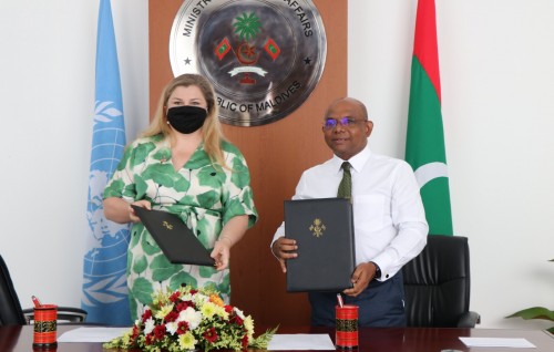 Maalee reyvuntheri kamaai Psychosocial support dhinumuge nizaamu harudhanaa kurumuge 2 project gai UN aaeku soikoffi