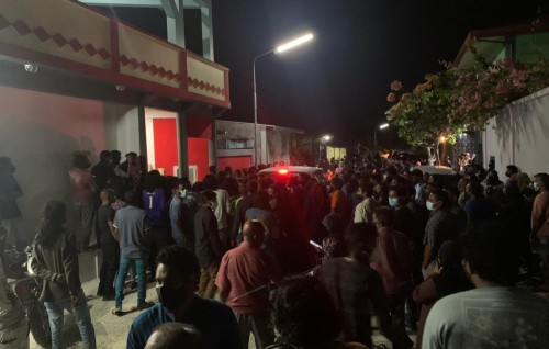 Kudakujjakah jinsee goanaa kuri kamah thuhumathuvaa fulus meehaa shareeaiy nimendhen bandhah