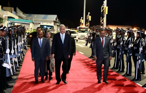 Huvaa kurahvaa rasmiyyaathugai baiverive vadaigathumah Ranil Raajje vadaigenfi